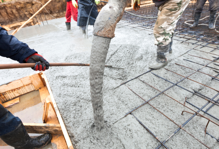 Rapid hardening concrete used in high-strength construction project